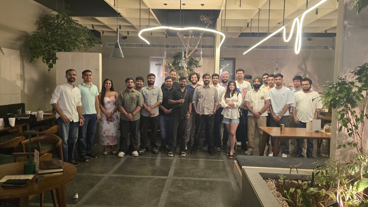 Sunday Pitch Room Event